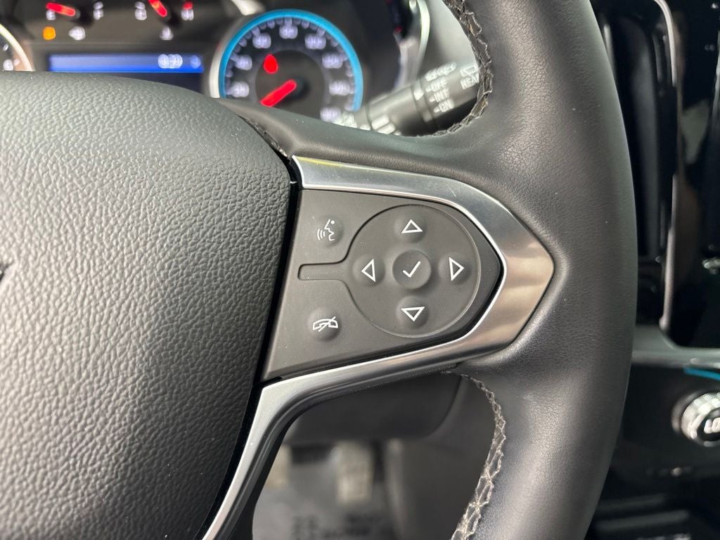 2023 Chevrolet Traverse AWD LT Cloth