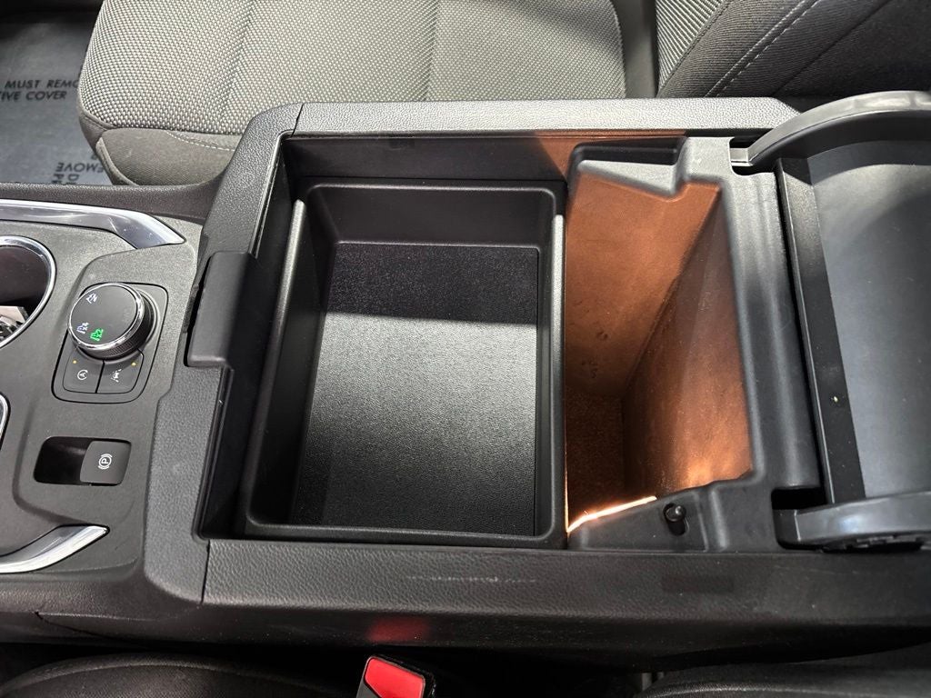 2023 Chevrolet Traverse AWD LT Cloth