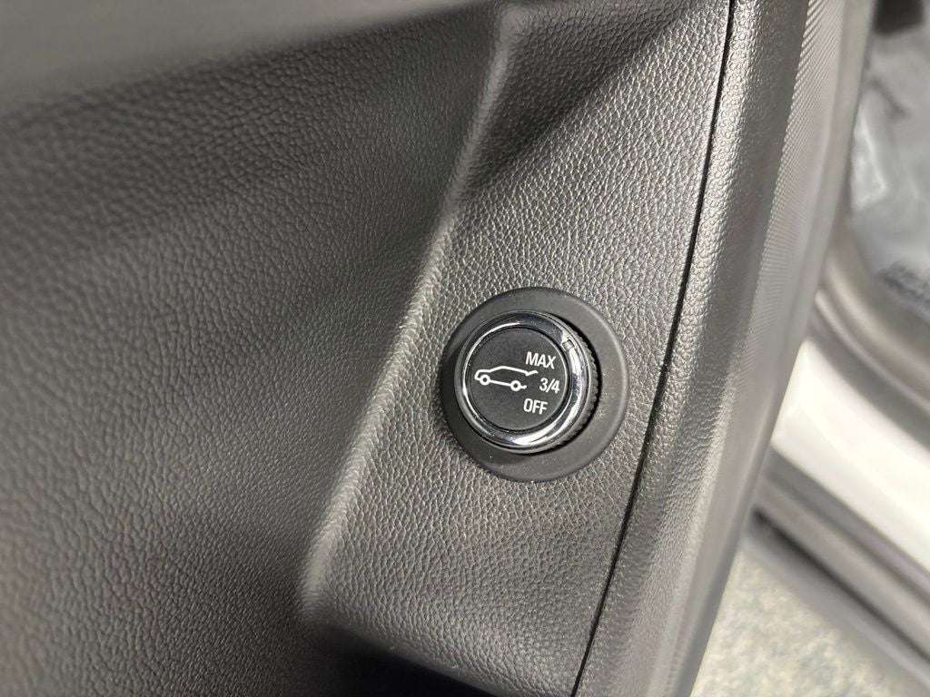 2023 Chevrolet Traverse AWD LT Cloth