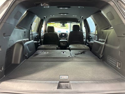 2023 Chevrolet Traverse AWD LT Cloth