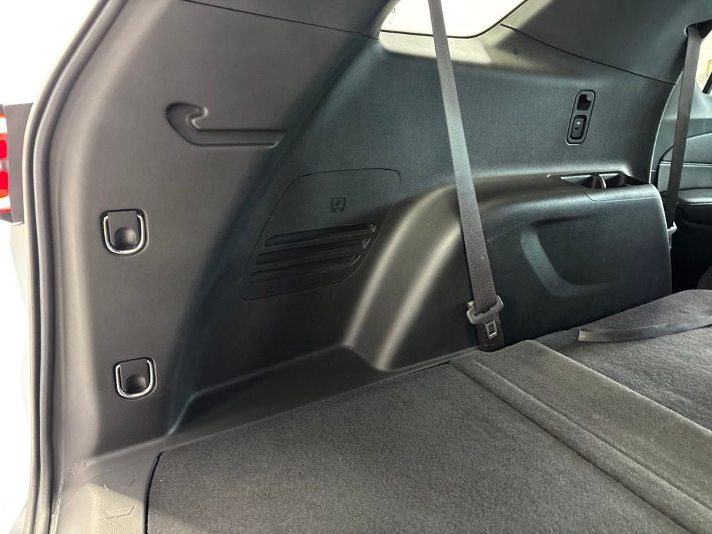 2023 Chevrolet Traverse AWD LT Cloth