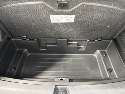 2023 Chevrolet Traverse AWD LT Cloth