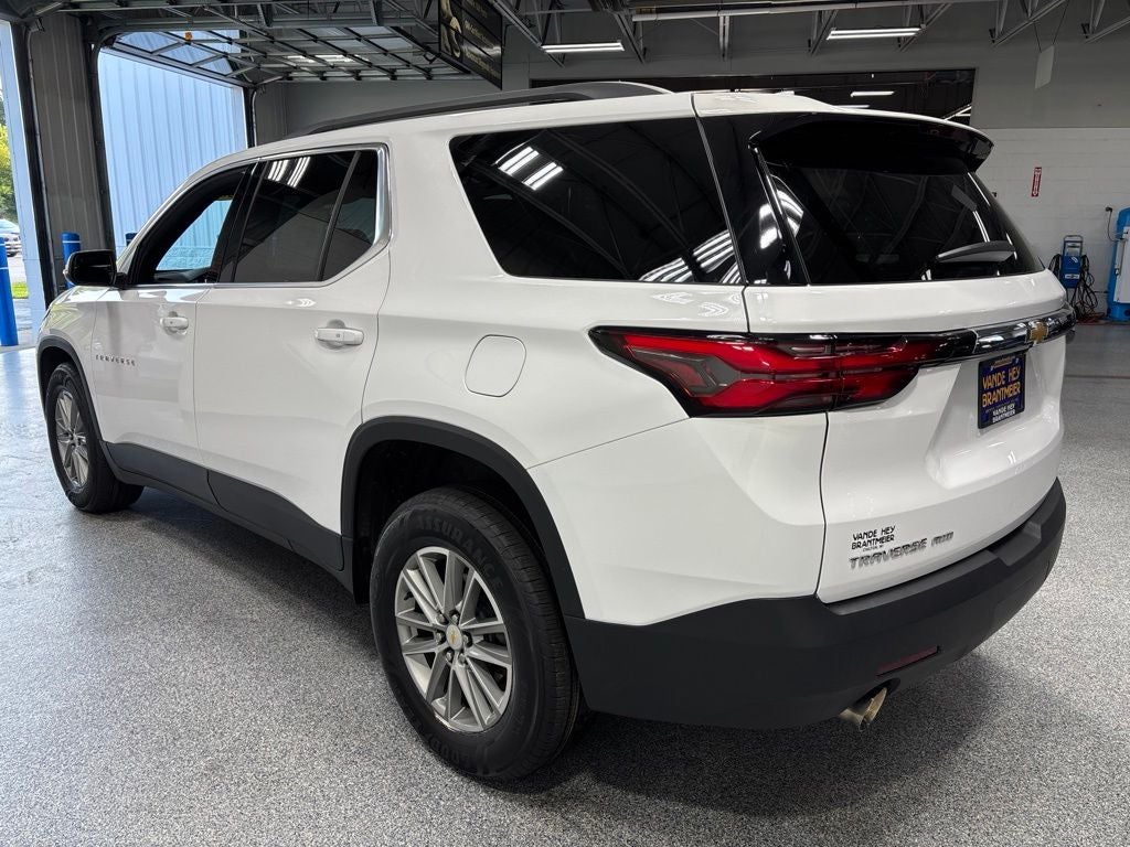 2023 Chevrolet Traverse AWD LT Cloth