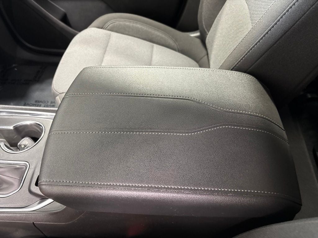 2023 Chevrolet Traverse AWD LT Cloth
