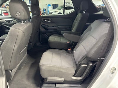2023 Chevrolet Traverse AWD LT Cloth