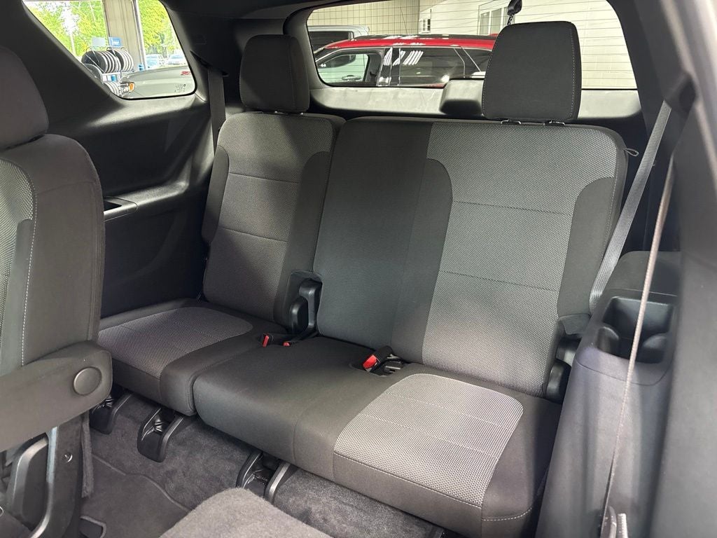 2023 Chevrolet Traverse AWD LT Cloth