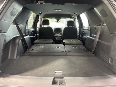 2023 Chevrolet Traverse AWD LT Cloth