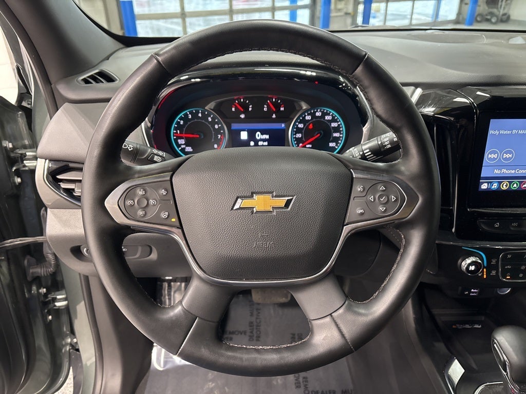 2023 Chevrolet Traverse AWD LT Leather