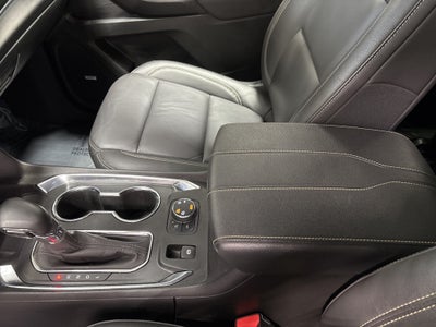 2023 Chevrolet Traverse AWD LT Leather