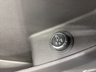 2023 Chevrolet Traverse AWD LT Leather