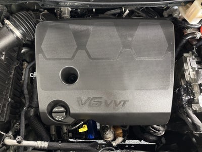 2023 Chevrolet Traverse AWD LT Leather