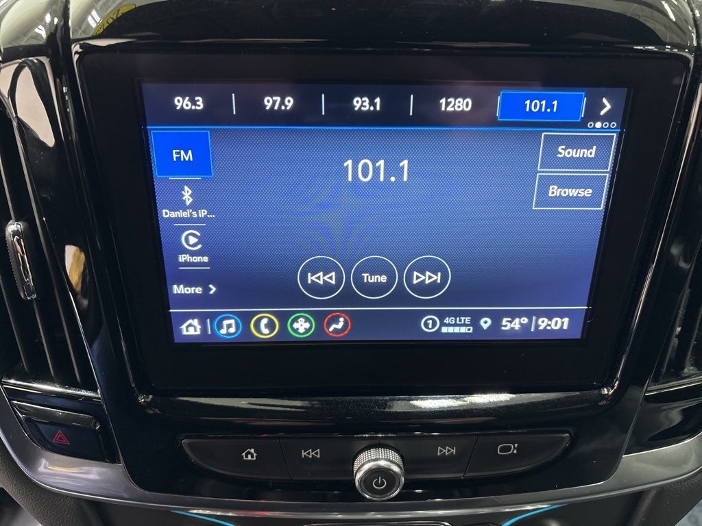 2023 Chevrolet Traverse AWD LT Leather