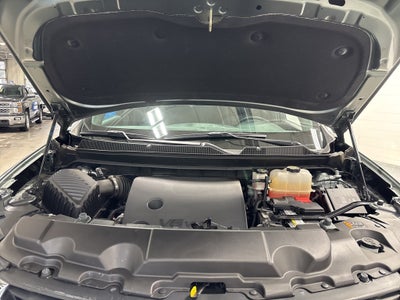 2023 Chevrolet Traverse AWD LT Leather