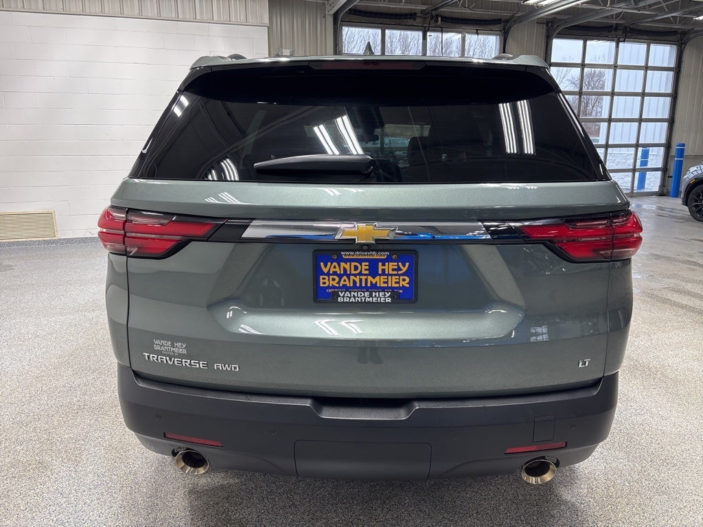 2023 Chevrolet Traverse AWD LT Leather