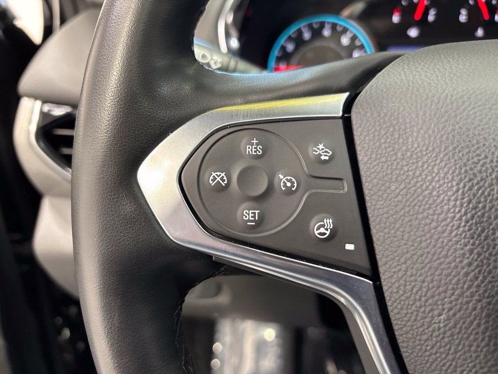 2023 Chevrolet Traverse AWD LT Leather