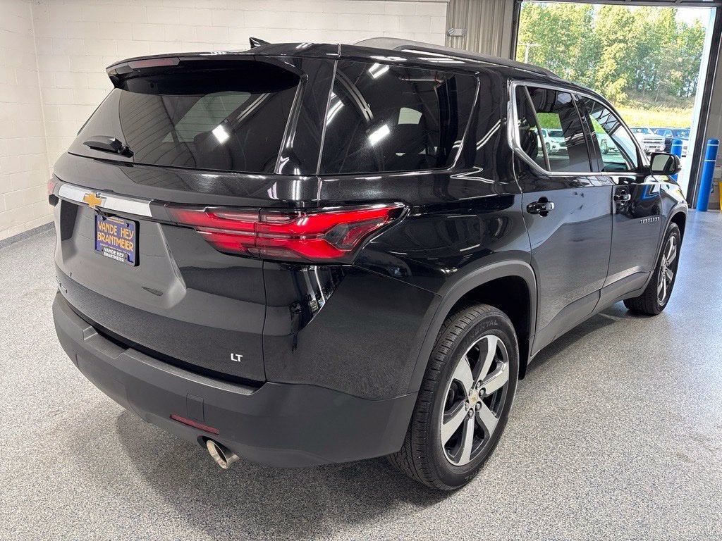 2023 Chevrolet Traverse AWD LT Leather