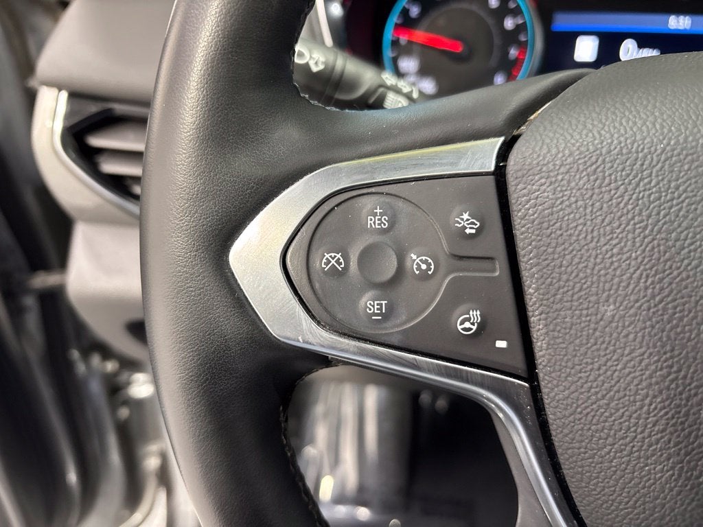 2023 Chevrolet Traverse AWD LT Leather