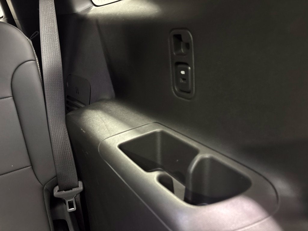 2023 Chevrolet Traverse AWD LT Leather
