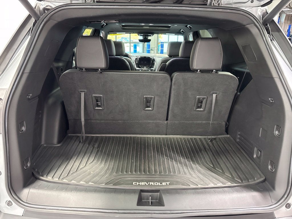 2023 Chevrolet Traverse AWD LT Leather
