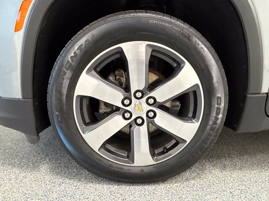 2023 Chevrolet Traverse AWD LT Leather