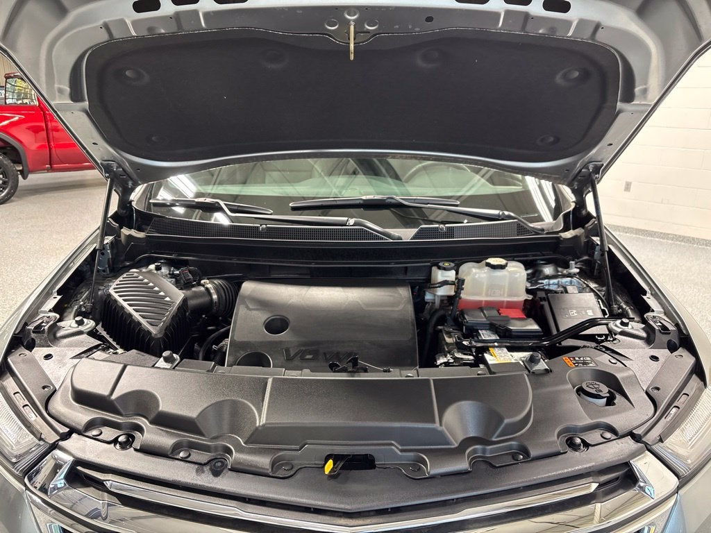 2023 Chevrolet Traverse AWD LT Leather