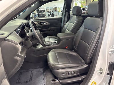 2023 Chevrolet Traverse AWD LT Leather