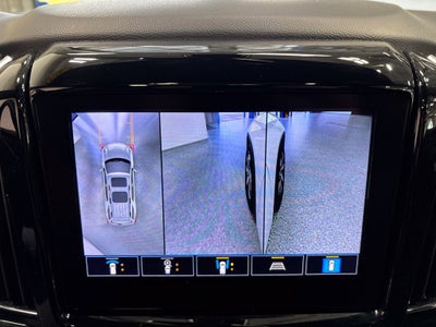 2023 Chevrolet Traverse AWD LT Leather