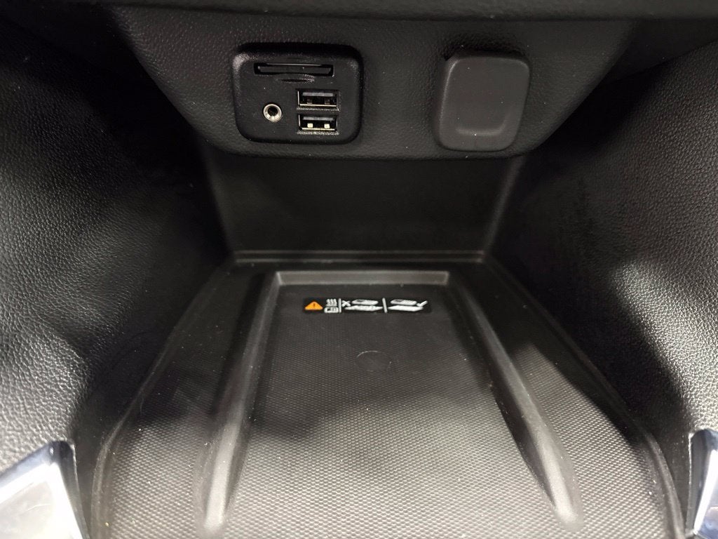 2023 Chevrolet Traverse AWD LT Leather
