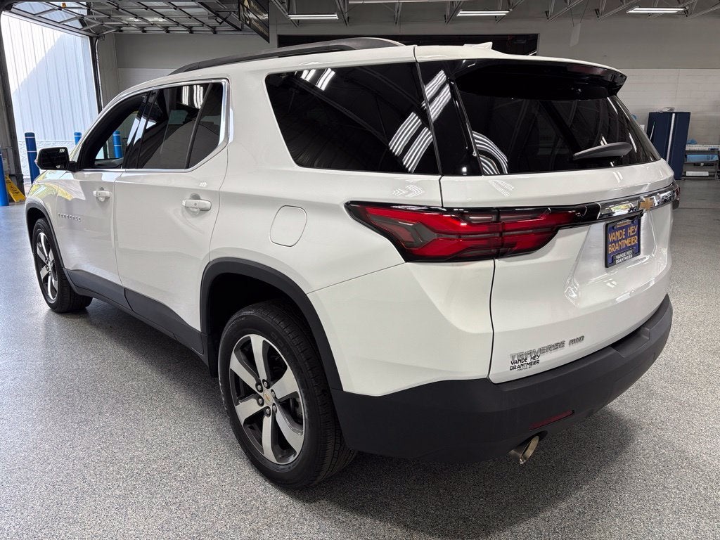 2023 Chevrolet Traverse AWD LT Leather