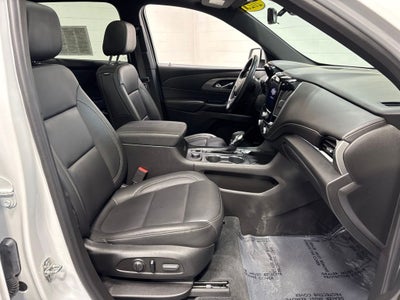 2023 Chevrolet Traverse AWD LT Leather