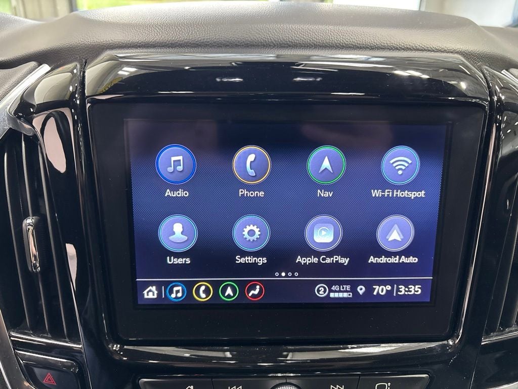 2023 Chevrolet Traverse AWD LT Leather