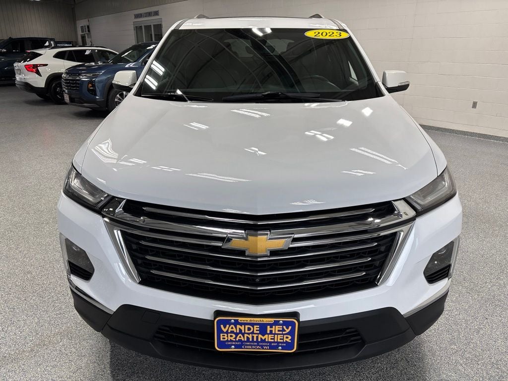 2023 Chevrolet Traverse AWD LT Leather