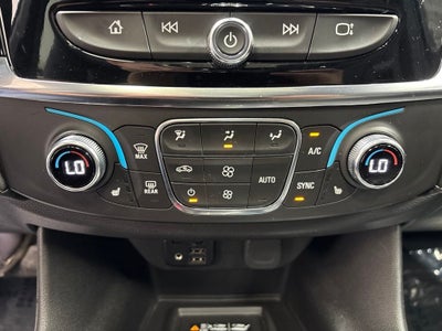 2023 Chevrolet Traverse AWD LT Leather