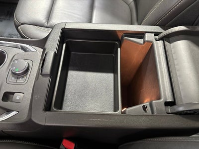 2023 Chevrolet Traverse AWD LT Leather