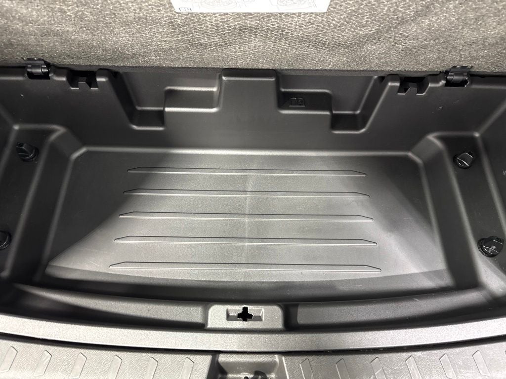 2023 Chevrolet Traverse AWD LT Leather