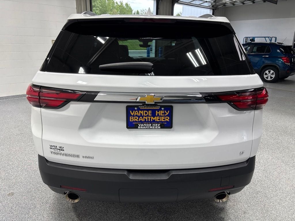 2023 Chevrolet Traverse AWD LT Leather