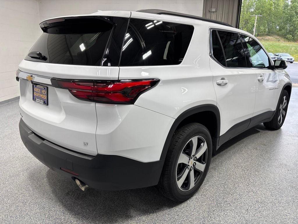 2023 Chevrolet Traverse AWD LT Leather