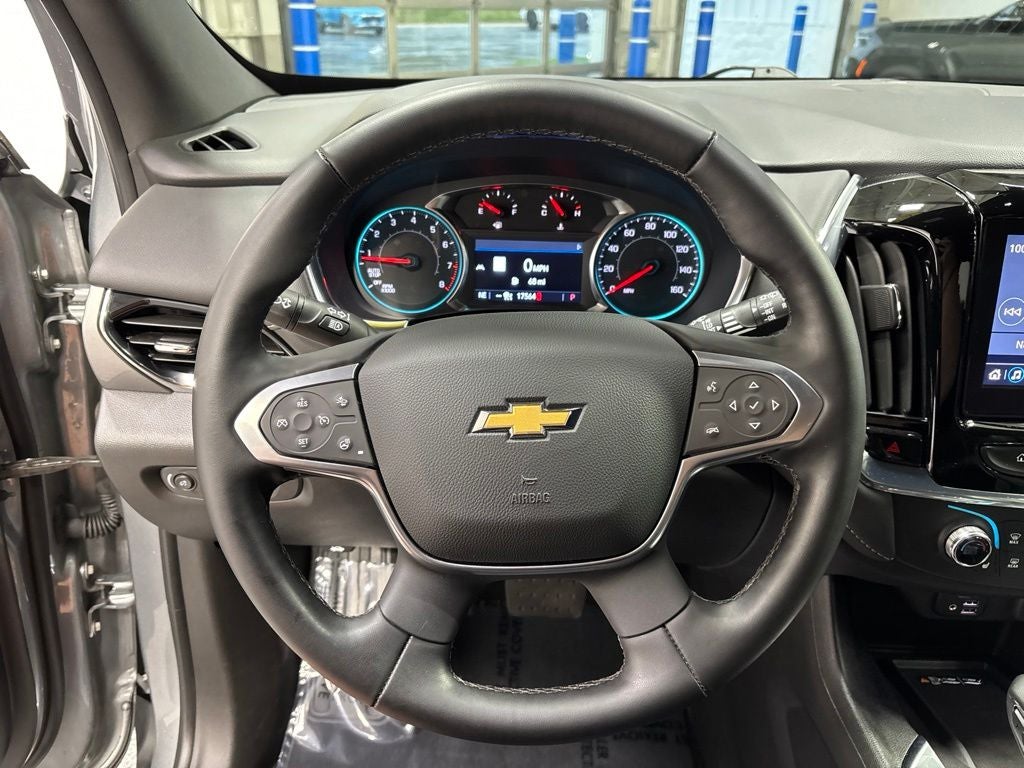 2023 Chevrolet Traverse AWD LT Leather