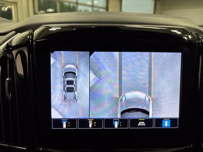 2023 Chevrolet Traverse AWD LT Leather