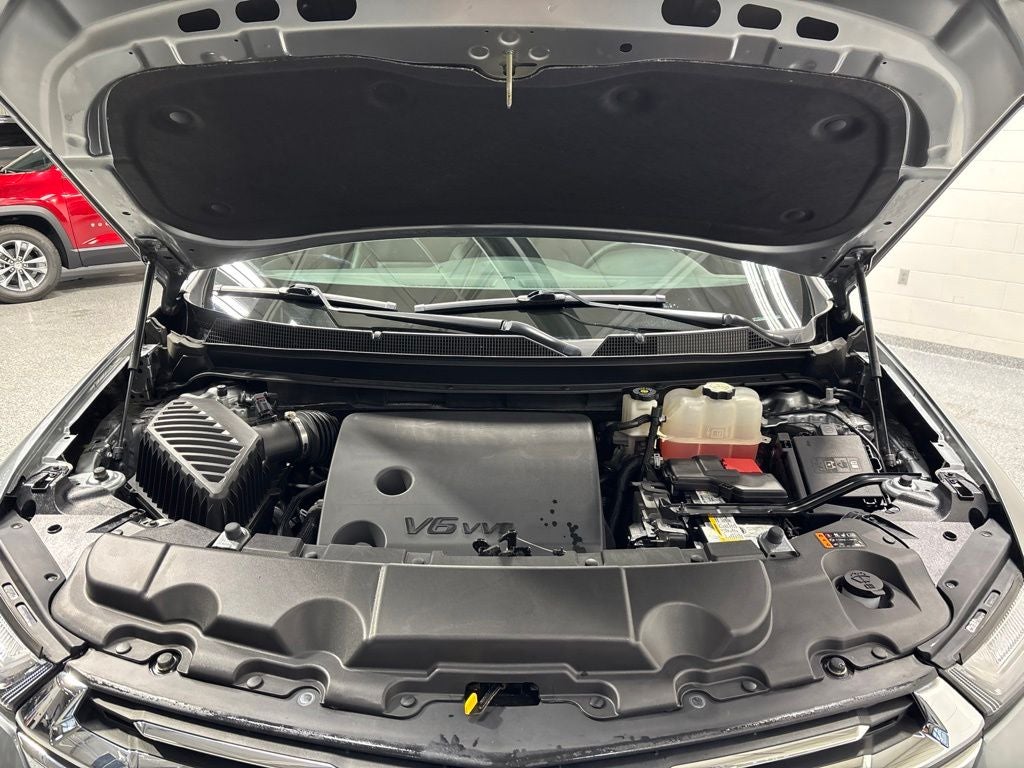2023 Chevrolet Traverse AWD LT Leather