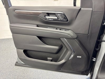 2026 Chevrolet Suburban LT, 4WD