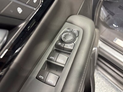 2026 Chevrolet Suburban LT, 4WD