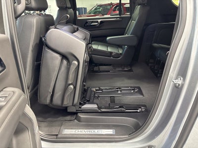 2026 Chevrolet Suburban LT, 4WD