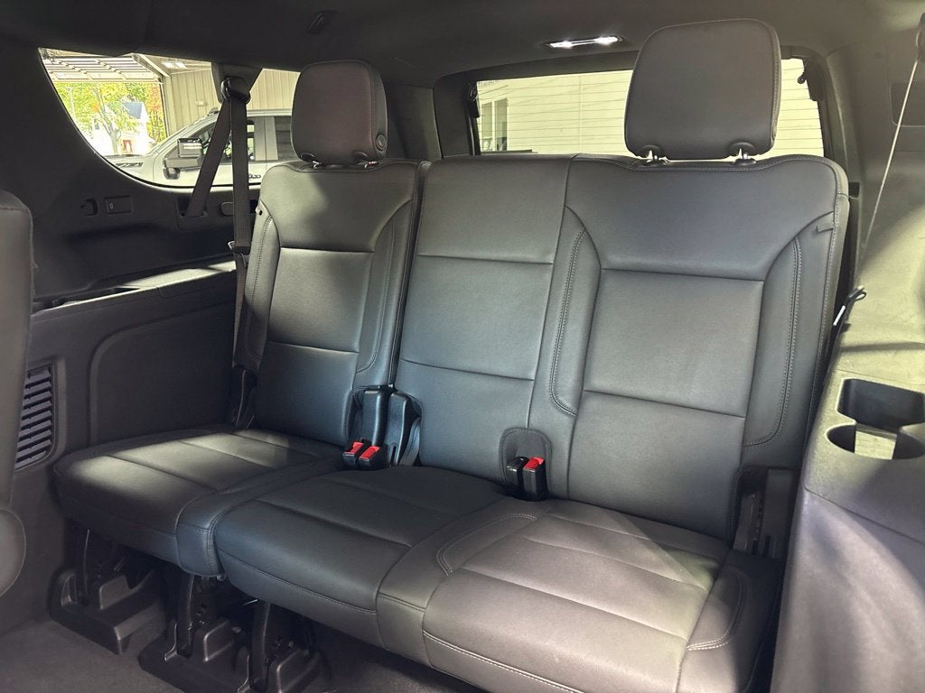2026 Chevrolet Suburban LT, 4WD