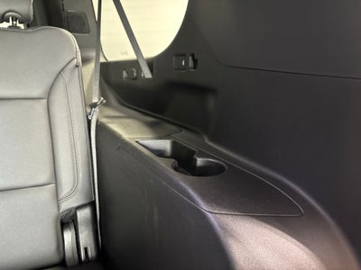 2026 Chevrolet Suburban LT, 4WD