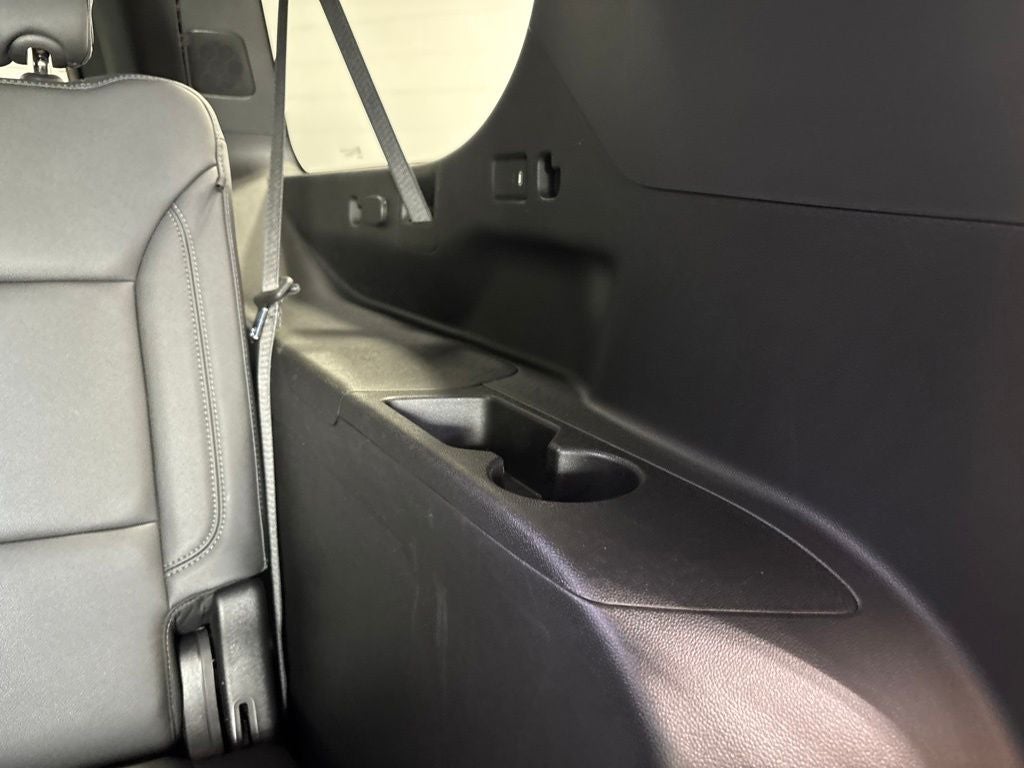 2026 Chevrolet Suburban LT, 4WD