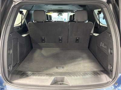 2026 Chevrolet Suburban LT, 4WD