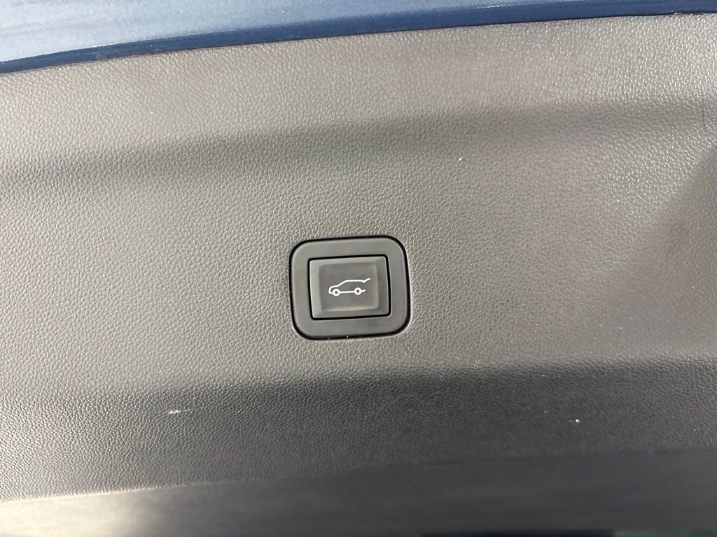 2026 Chevrolet Suburban LT, 4WD