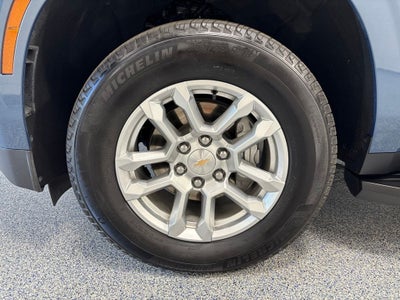 2026 Chevrolet Suburban LT, 4WD