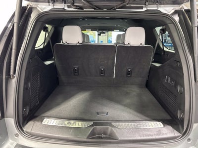 2026 Chevrolet Suburban Premier, 4WD